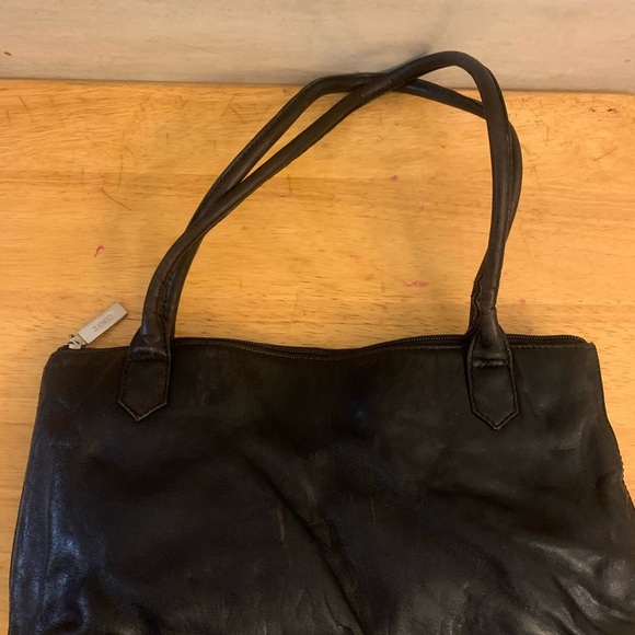 Elegant HOBO Black Leather Tote Bag - Picture 2 of 9